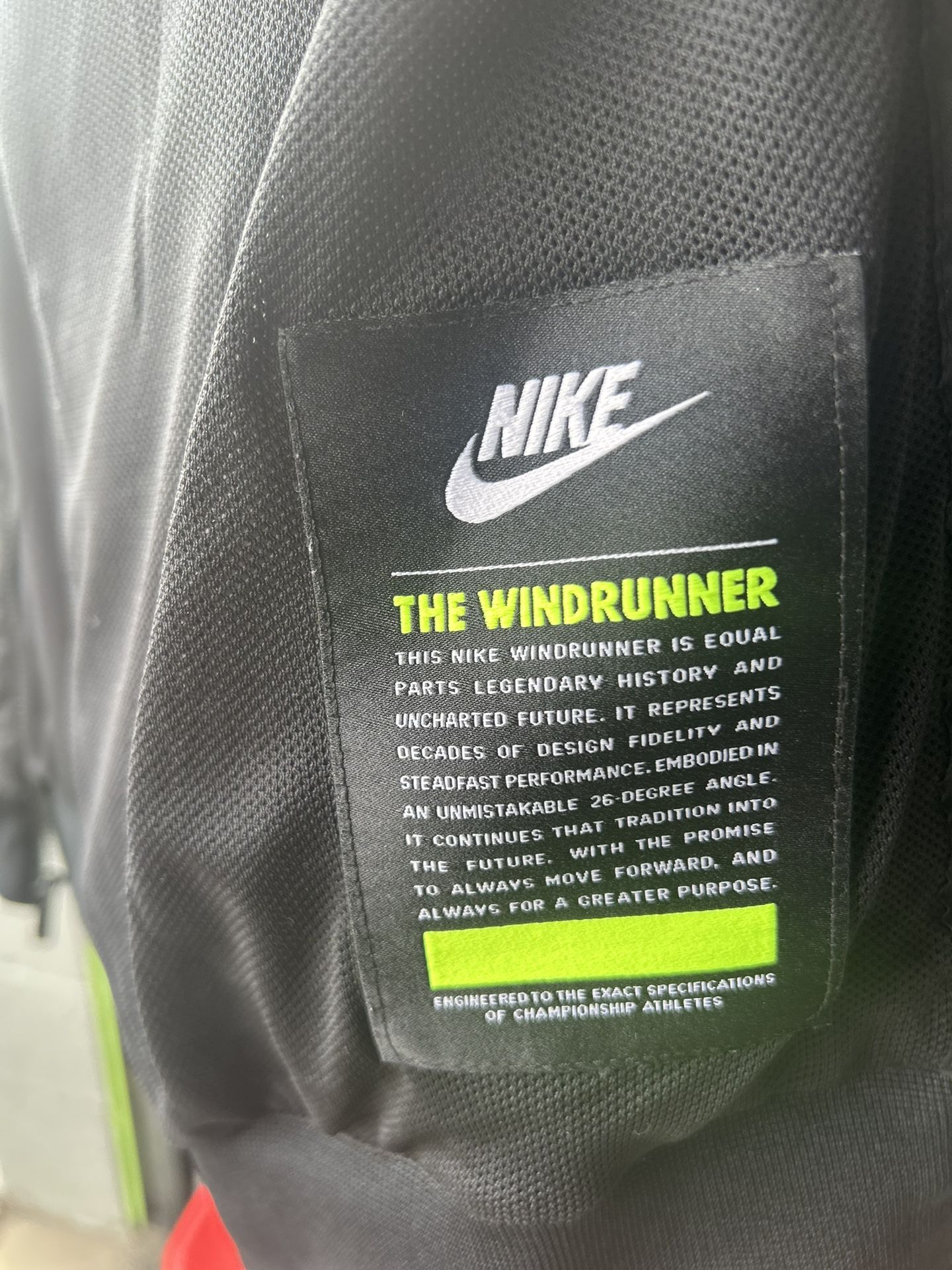 Nike windbreaker
