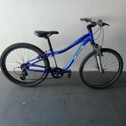 BICYCLE SPECIALIZED 7 SPEED BRAND NEW 