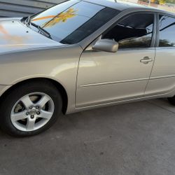 2004 Toyota Camry