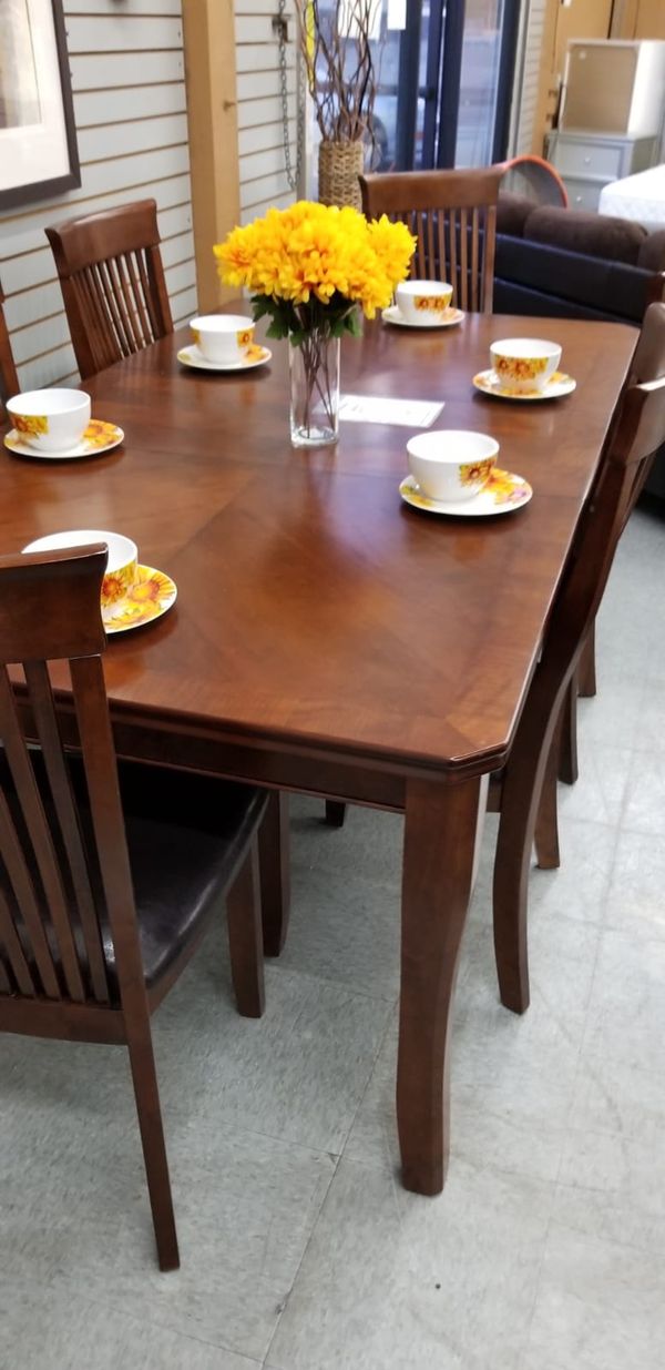 7 Pc Solid Wood Dining Table With 6 Broad And Sy Chairs For 7 Pc Solid Wood Dining Table With 6 Broad And Sy Chairs For In Sacramento Ca Offerup