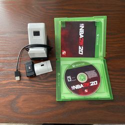 XBOX ONE 2k20 & XBOX ONE Battery Pack Rechargeable (BOTH Only used handful of times)