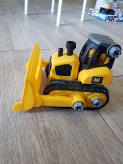 Yellow Cat toy truck
