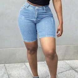 Curve Friendly Stretchy Shorts- Size Large- Never Worn 