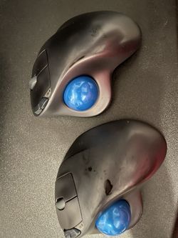 Logitech M570 Ergonomic Computer Mouse