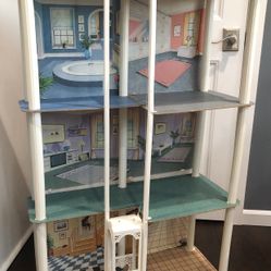 Vintage Barbie Townhouse