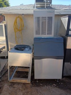 Scotman Ice Machine "Flacker" $1500