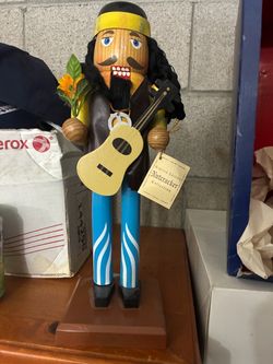 2008 Hippie Nutcracker, numbered 8522