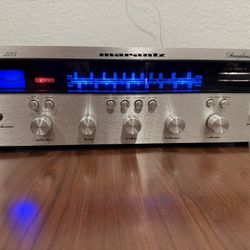 MARANTZ 2215 Vintage Stereo Receiver Excellent 
