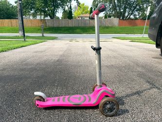 smarTrike T1 3-Wheel Toddler Kids Scooter Pink Adjustable Handlebar