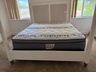 NEW MATTRESS KING SIZE PILLOW TOP WITH BOX. SPRING