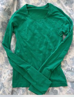 Lululemon Long Sleeves Shirts Size 4