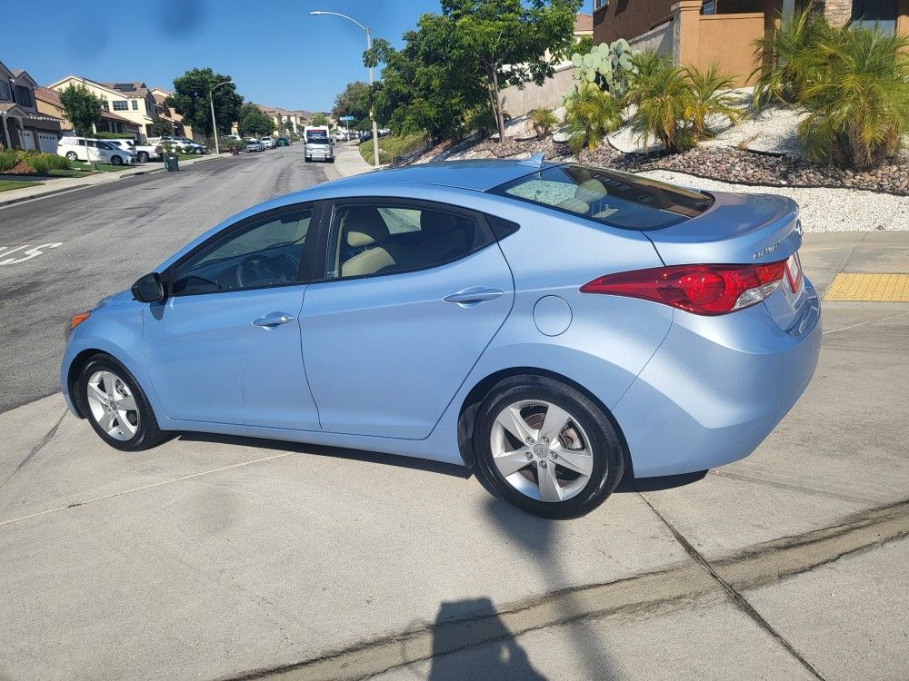 2012 Hyundai Elantra