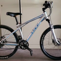 GT All-Terrain Bike - Medium Size - Lock out Suspension Fork - Hydraulic Disc Brakes

"Like New"