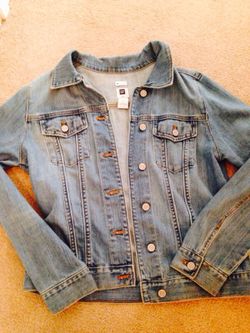 Women's sz m GAP Jean jacket