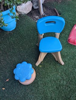 Kids Chair And Stool In San Fernando 91340