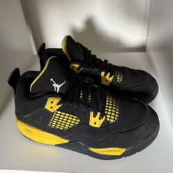 Kids Jordan 4