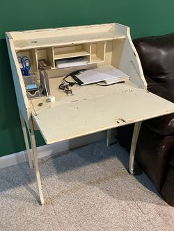 Antique-finished desk