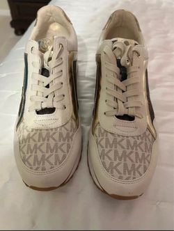 Michael Kors MK Logo Sneakers