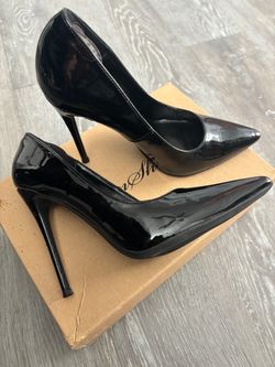 Black Stiletto Pumps