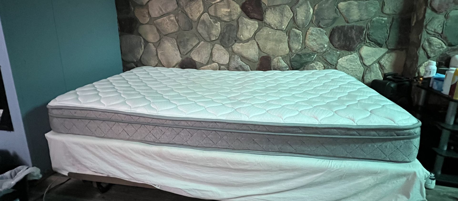 Twin Bed