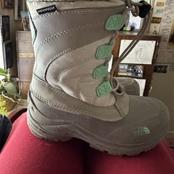 Snow And Rain Boots In Perfect Condition Size 1