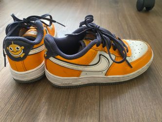 Nike Size 11 Finding Nemo Orange and White Kids Sneakers