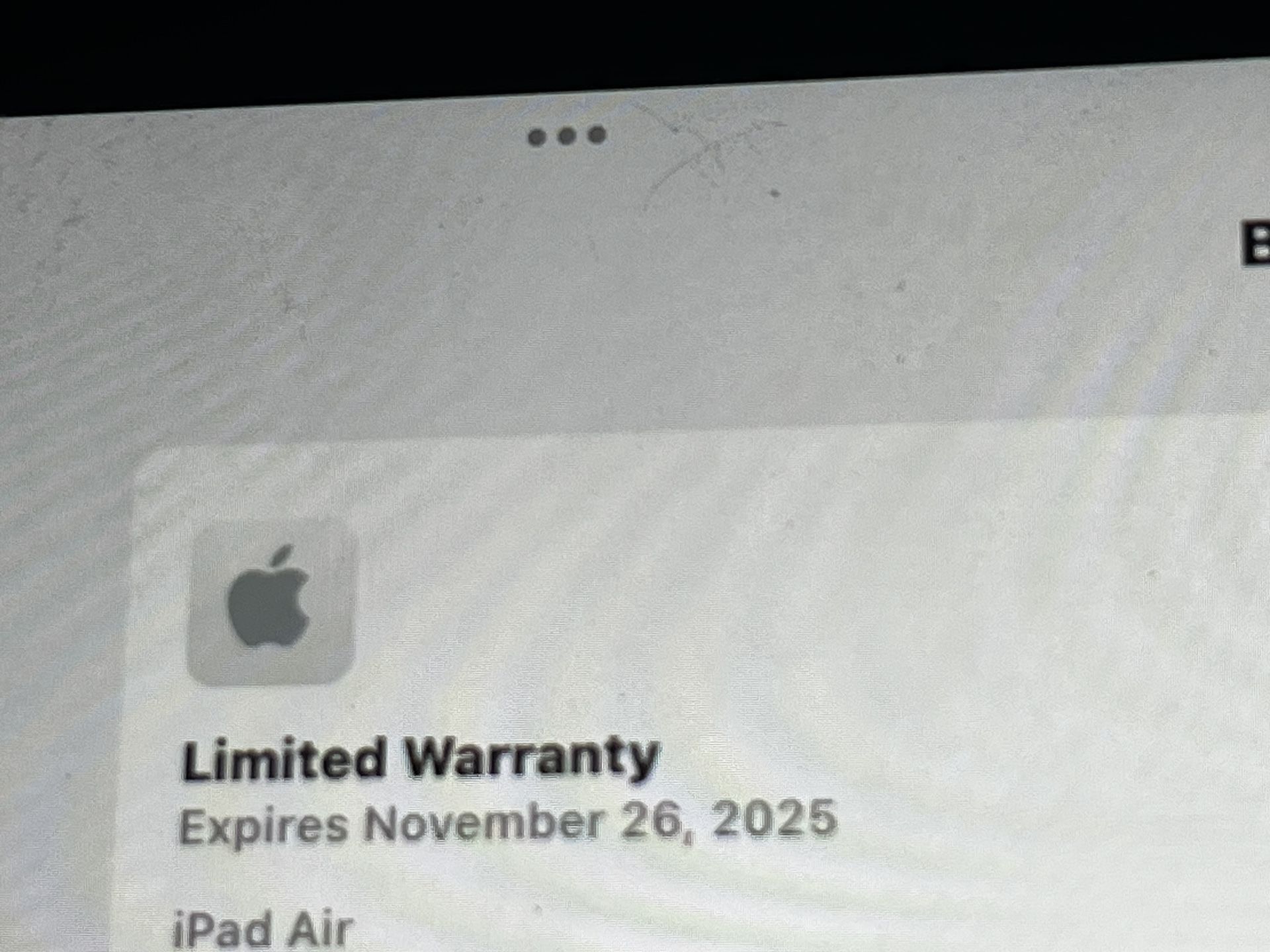 BUNDLE ALERT iPad Air 2024 (m2) + Apple Pen & Zagg Pro Keys Included!
