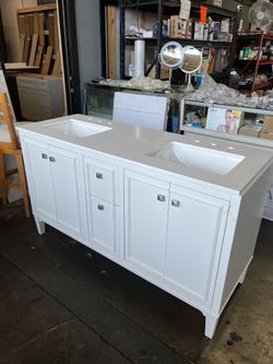 61in Double sink Bathroom vanity in white