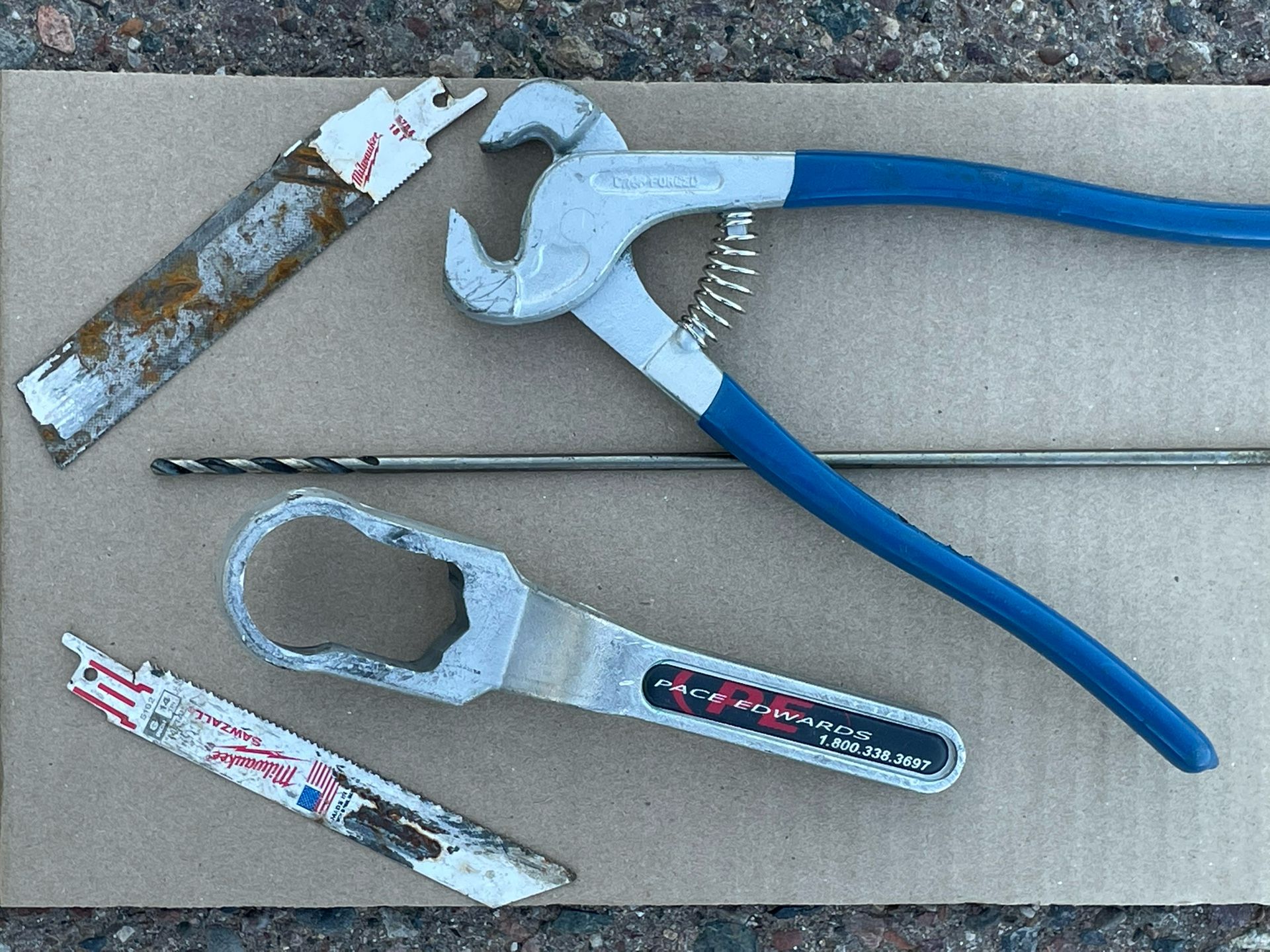 Used Tools Pace Edwards Wrench Gas Milwaukee Sawzall Blades Tile Knipper Drill Bit