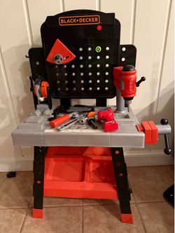 Black and Decker toy workbench