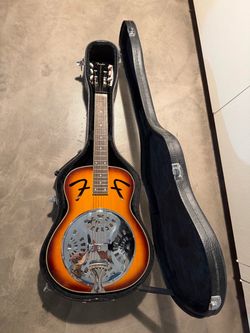 Fender FR-50 Resonator guitar with case and Dunlop steel slide