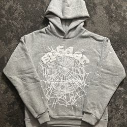 🚨BRAND NEW🚨Gray Sp5der Hoodie🛍️🔌