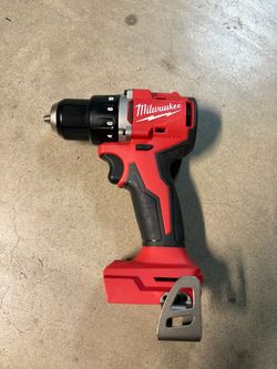 Milwaukee M18 18V Lithium-lon Brushless Cordless 1/2 in. Compact Drill/Driver (Tool-Only)