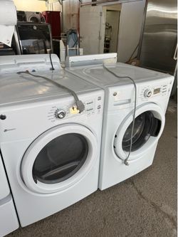 Ge front load washer and electric dryer set