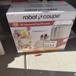 Robot coupe Brand New In Box 