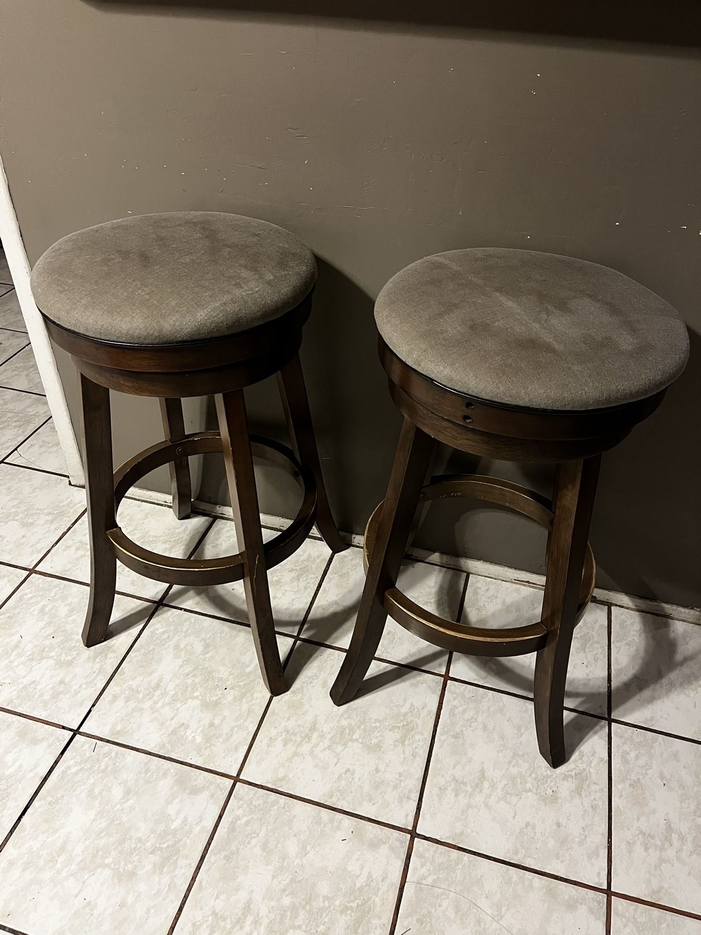 Bar Stools 