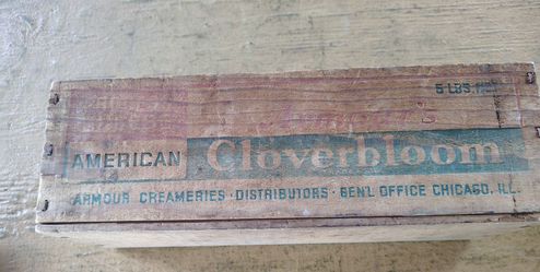 Armour's Cloverbloom American Cheese Wooden Crate