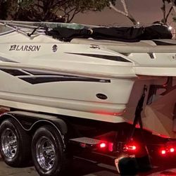 2005 Larson Senza 215