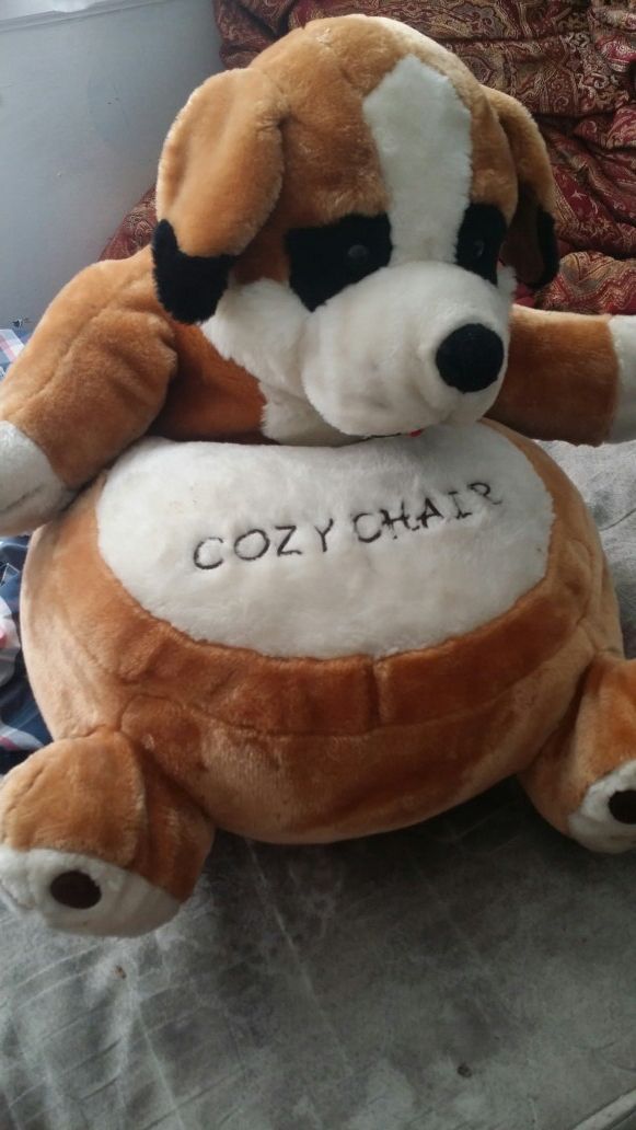 Cozy teddy chair for kids