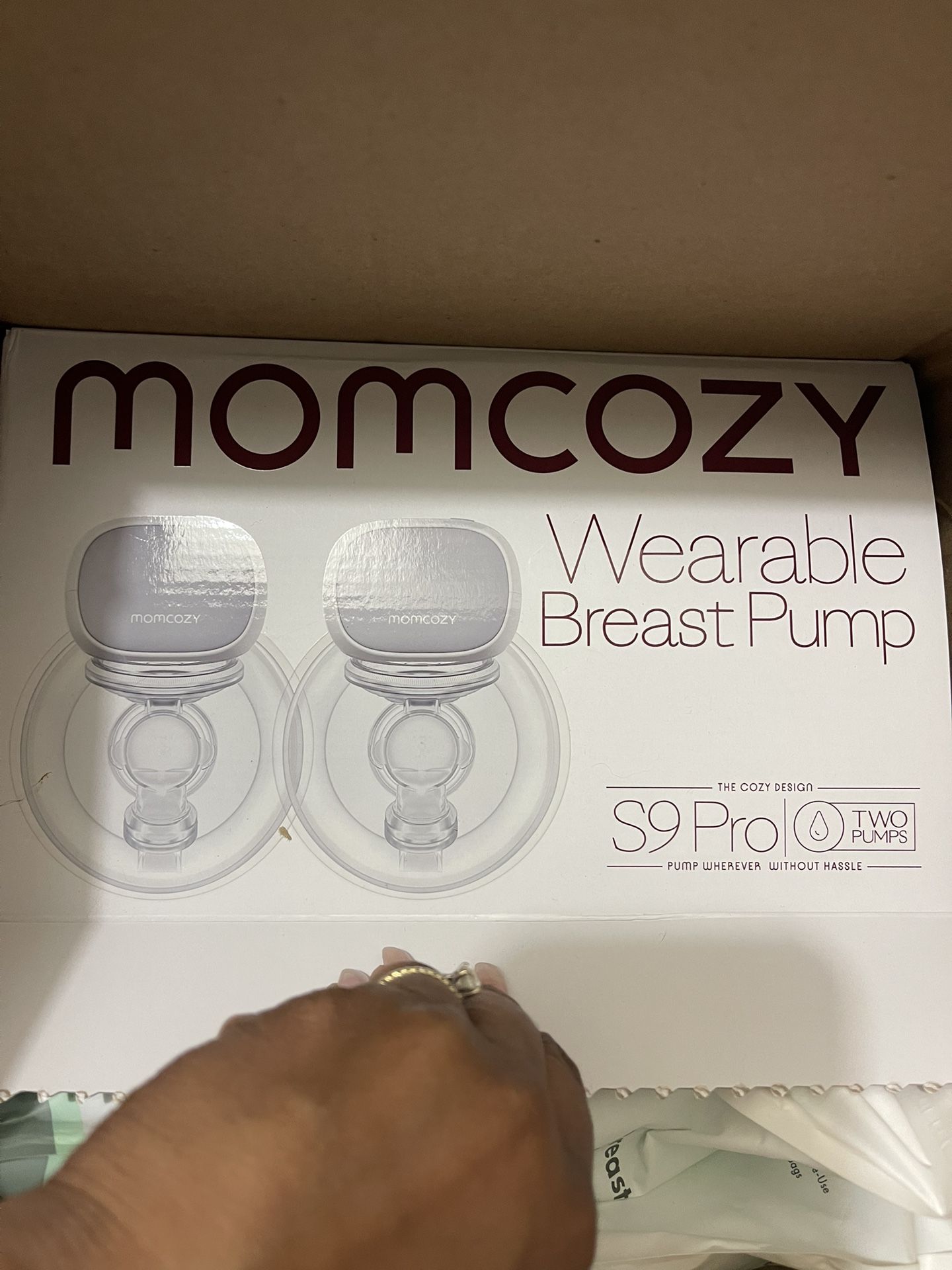 MomCozy Breast Pump