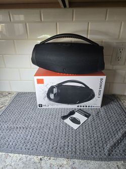 Booms Box 3 Portable Bluetooth Speaker
