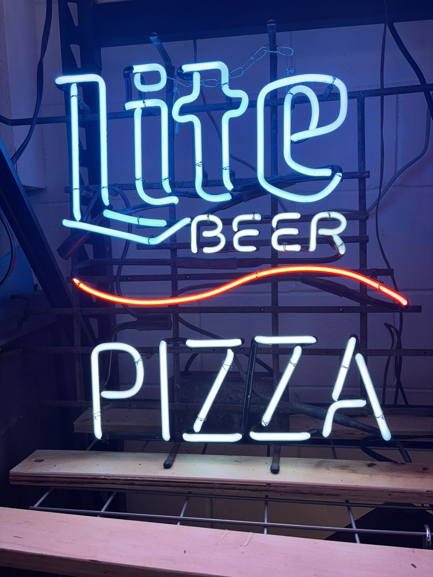 Miller Lite Beer & Pizza neon sign from 1991
