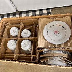24pc Kessington Fine China Starter Kit 