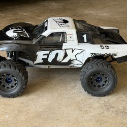1/10 Traxxas Slash 4x4 Vxl