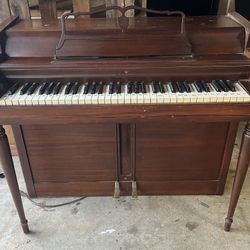 Wurlitzer 720 Electronic Piano 