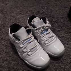 white blue low 11s 