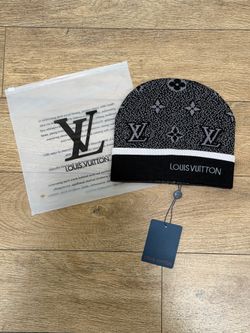 Black and white beanie