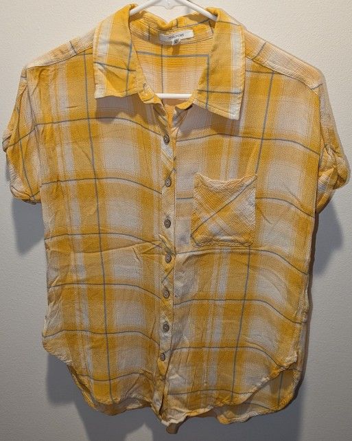 Maurices Short-sleeve Shirt