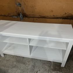 TV stand (free)