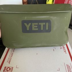 Yeti pack